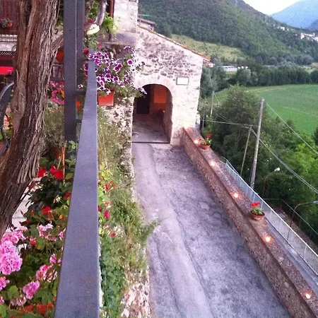 Panzió La Terrazza Del Castello SantʼAnatolia di Narco